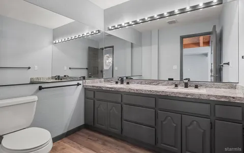 $3,595,000 | 2067 Aloha Drive, South Lake Tahoe, CA 96150