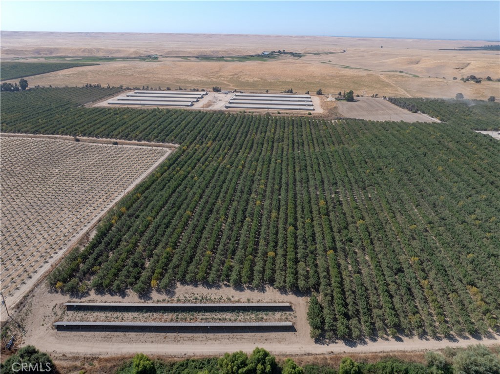 0 Robinson Road Snelling, CA 95369 - Photo 12 of 38 a view of a street with an ocean view