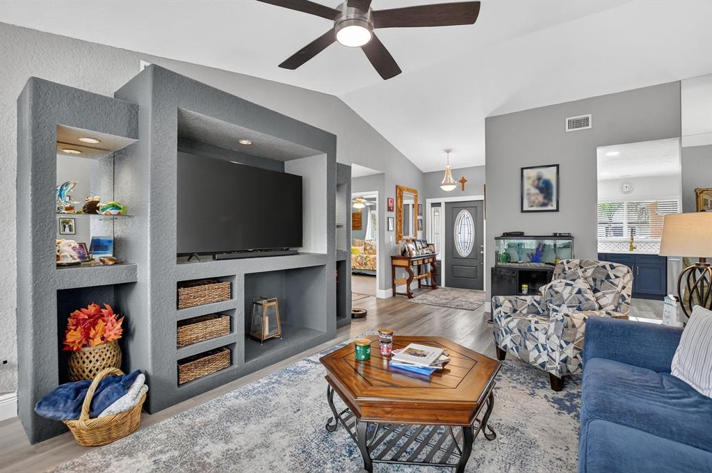 21725 Chimney Rock Park Circle Boca Raton, FL 33428 - Photo 10 of 41