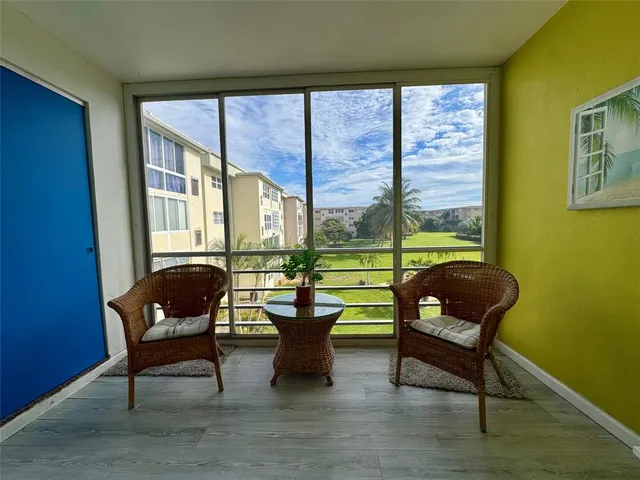 $1,250 | 130 Northeast 26th Avenue, Unit 309, Boynton Beach, FL 33435