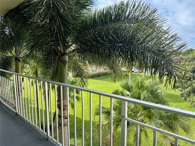 $1,250 | 130 Northeast 26th Avenue, Unit 309, Boynton Beach, FL 33435