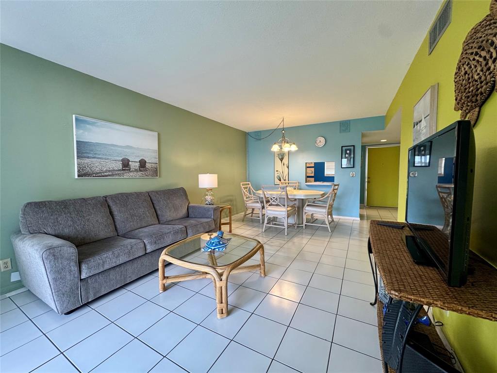 130 Northeast 26th Avenue, Unit 309 Boynton Beach, FL 33435 - Photo 8 of 25