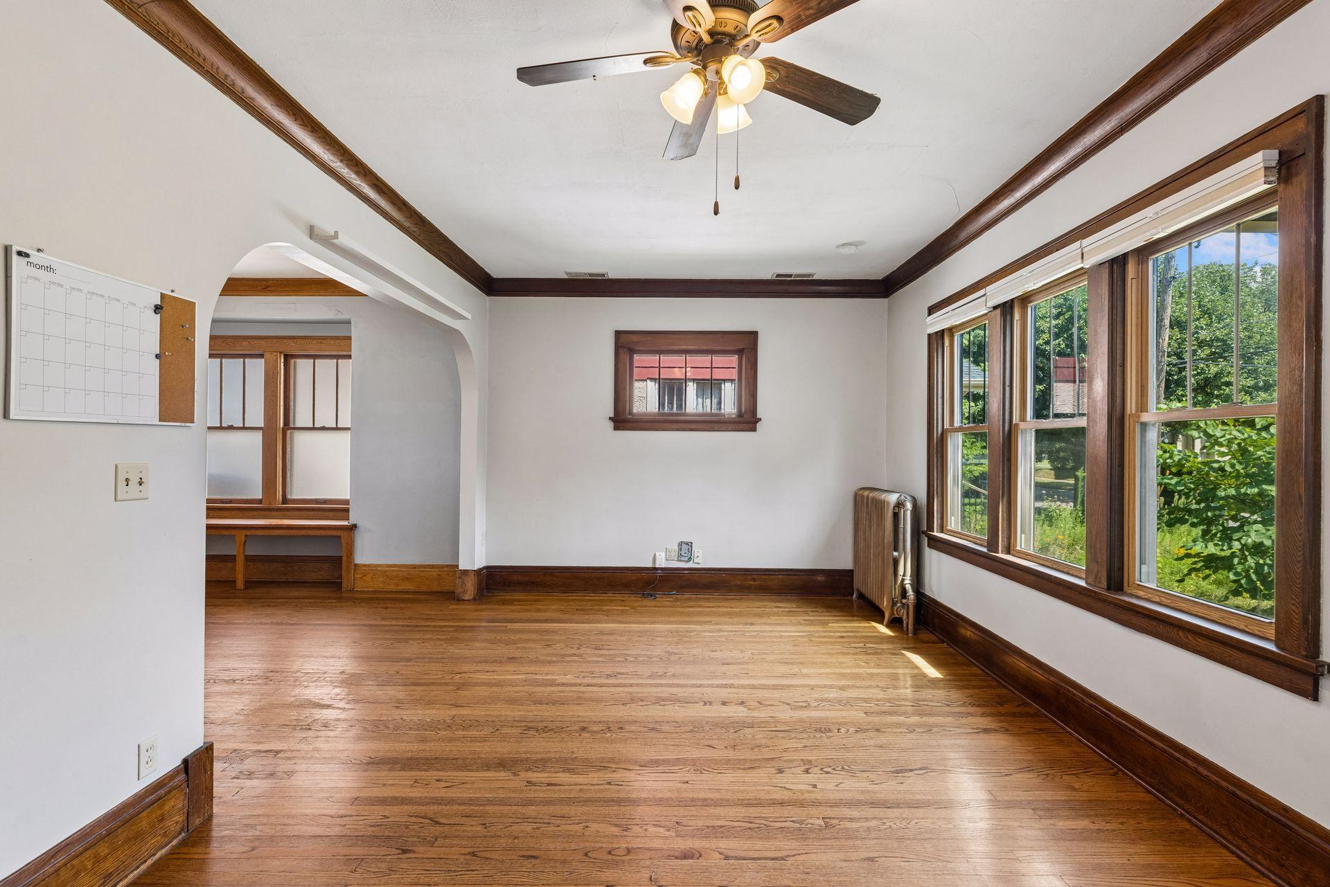611 Pascal Street North St. Paul, MN 55104 - Photo 6 of 28 Gallery Image 6
