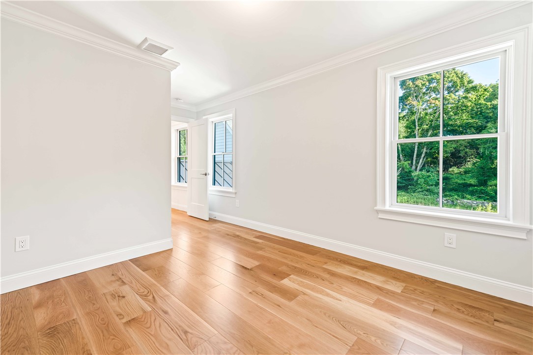 416 Bridgetown Road South Kingstown, RI 02874 - Photo 26 of 39 2nd Floor Ensuite 2 Bath