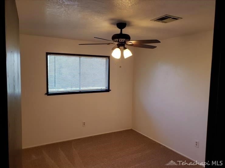20701 Jeffery Road Tehachapi, CA 93561 - Photo 8 of 31 Gallery Image 8