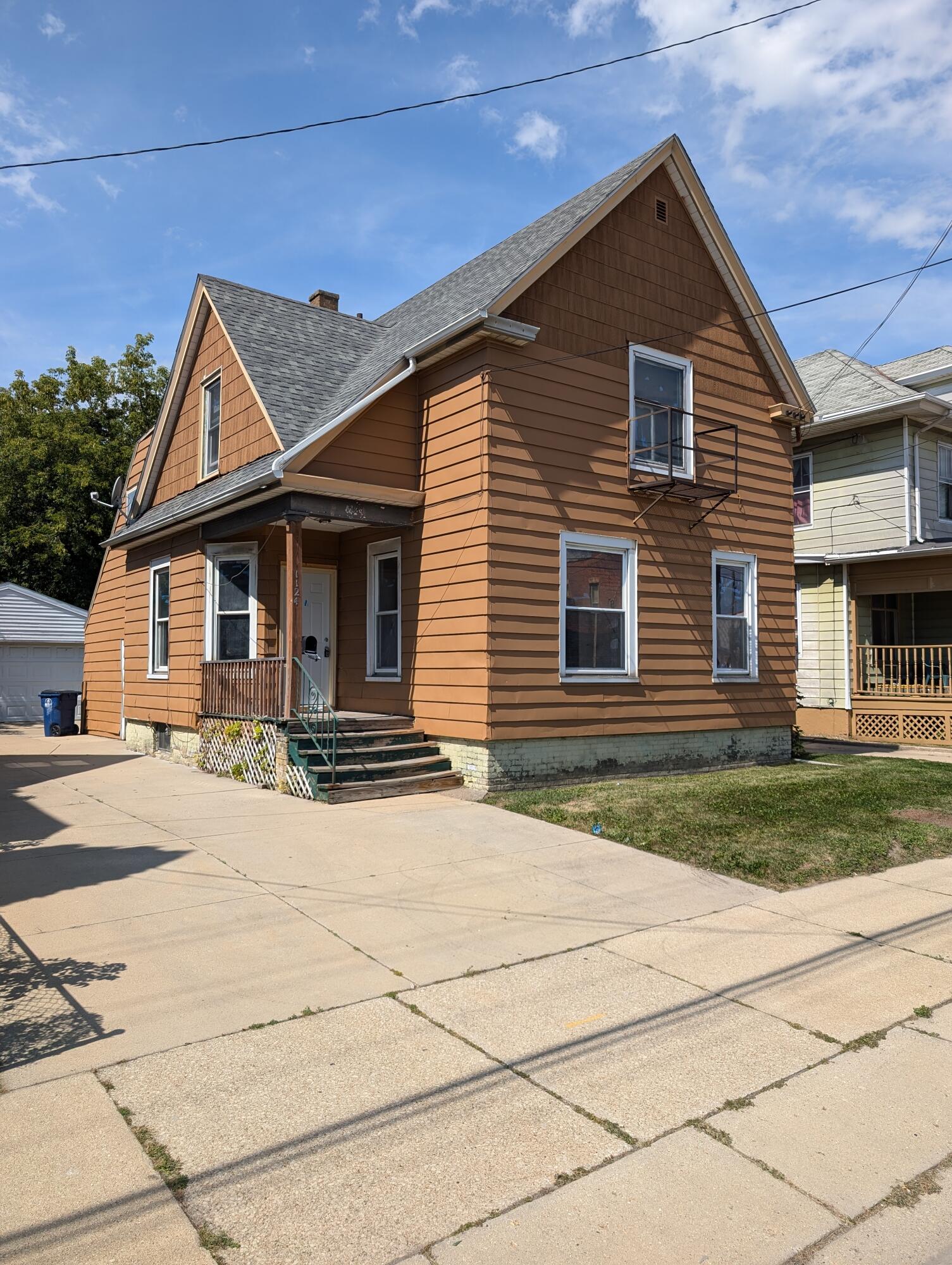 1124 North Memorial Drive Racine, WI 53404 - Photo 1 of 1 PXL_20240905_172216806