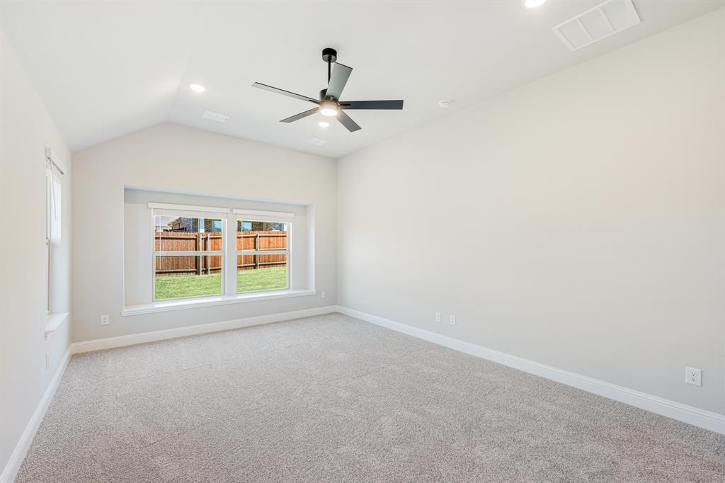 1025 Raptor Road Alvarado, TX 76009 - Photo 16 of 40