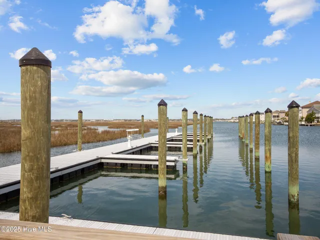 $137,000 | 602 West Fort Macon Road, Unit 109, Atlantic Beach, NC 28512