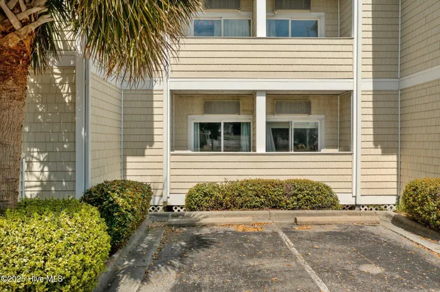 $137,000 | 602 West Fort Macon Road, Unit 109, Atlantic Beach, NC 28512