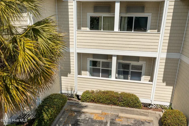 $137,000 | 602 West Fort Macon Road, Unit 109, Atlantic Beach, NC 28512