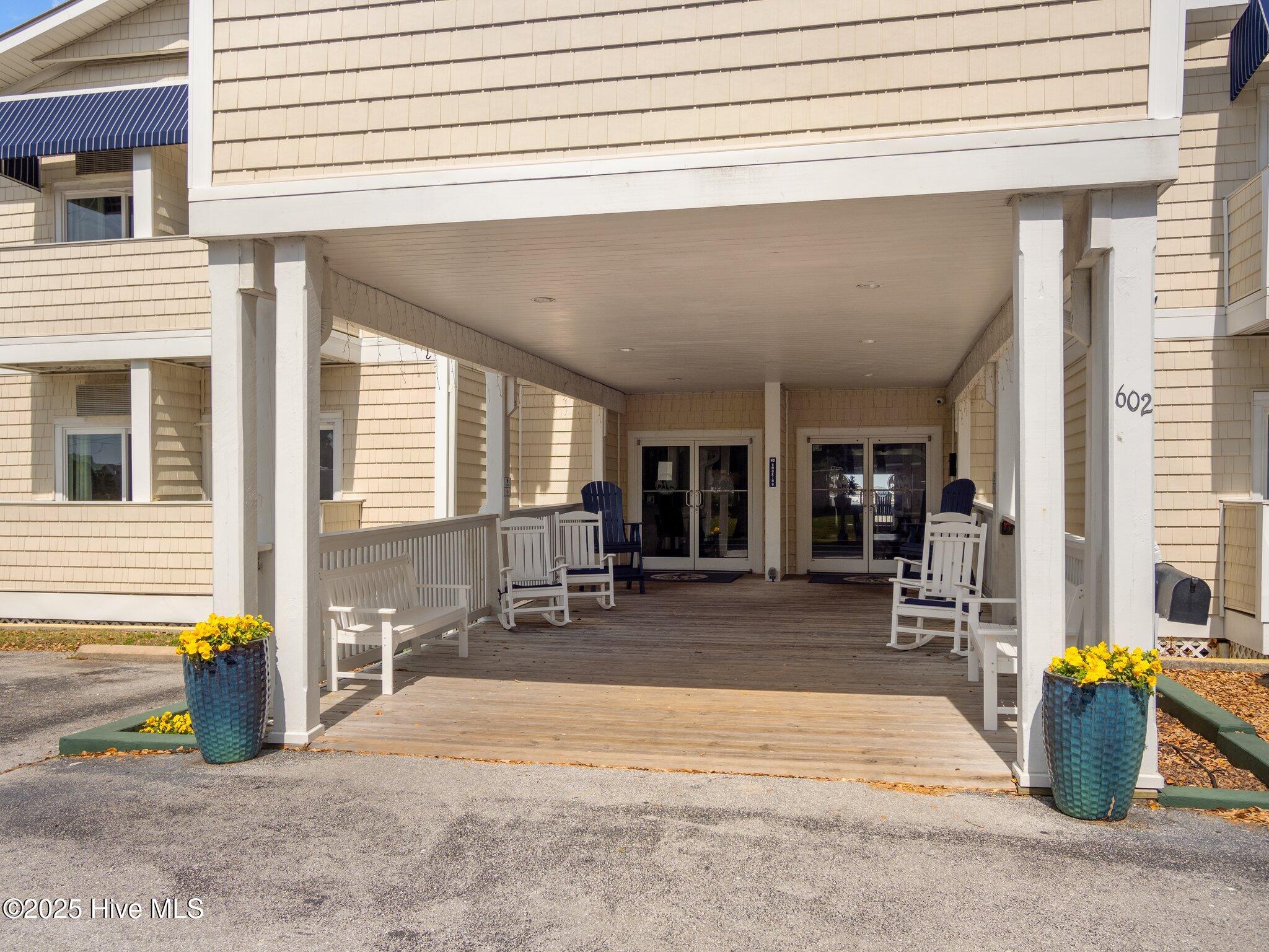 602 West Fort Macon Road, Unit 109 Atlantic Beach, NC 28512 - Photo 4 of 39 40-web-or-mls-P3208612