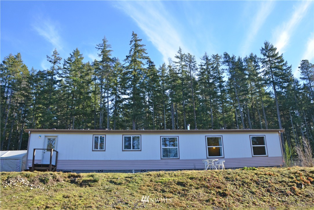 4058 Southwest Hunter Road Port Orchard, WA 98367 - Photo 2 of 17 Gallery Image 2