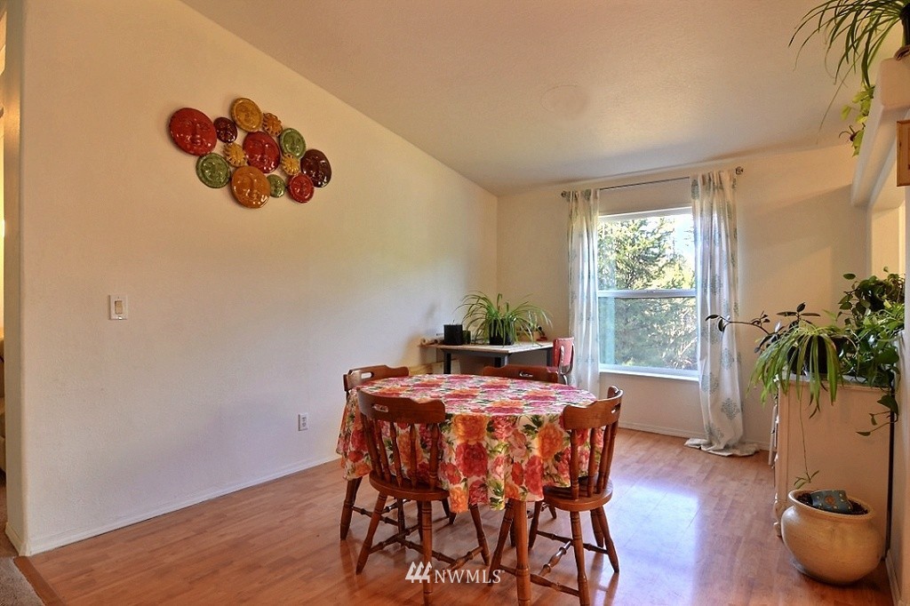 4058 Southwest Hunter Road Port Orchard, WA 98367 - Photo 7 of 17 Gallery Image 7