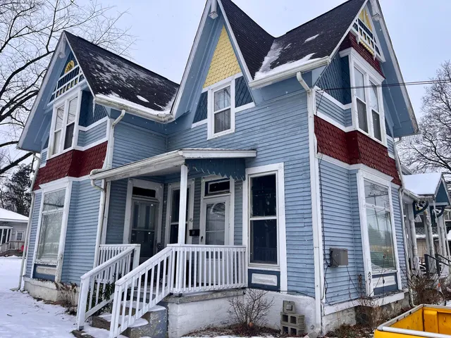 $265,000 | 46 West Chicago Street, Quincy, MI 49082