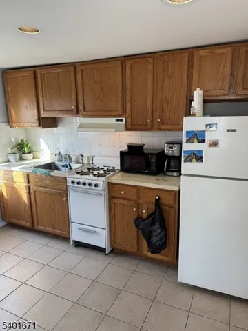 $1,450 | 25 Lafayette Street, Unit 3, West Orange, NJ 07052