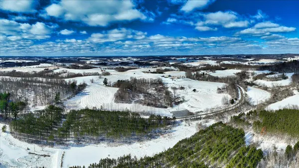 $775,000 | W16091 Dewey Road, Northfield, WI 54635