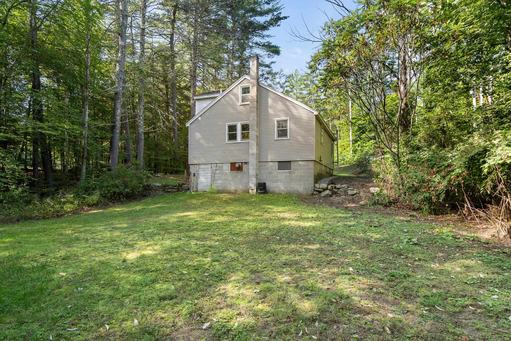 68 Weare Road New Boston, NH 03070 - Photo 26 of 28