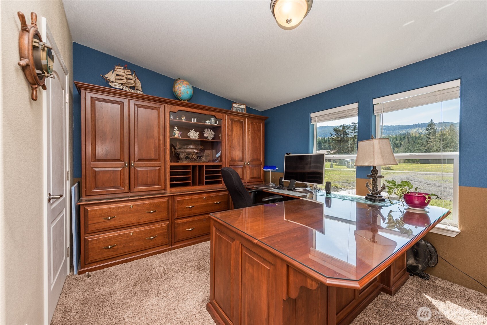 25 Michelle Lane Sequim, WA 98382 - Photo 24 of 38 a kitchen with a appliances cabinets and a table