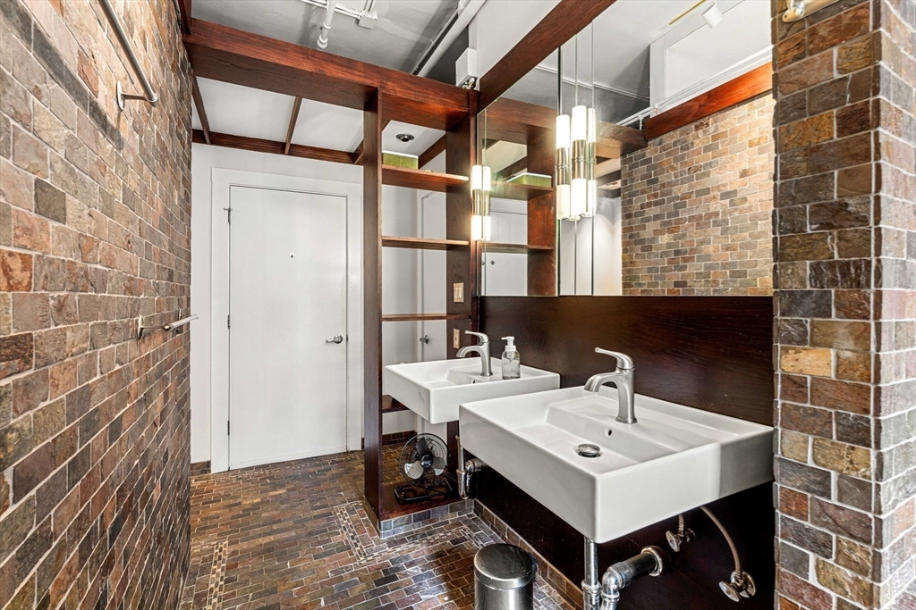 10 Williams Street, Unit 33 Boston, MA 02119 - Photo 20 of 30