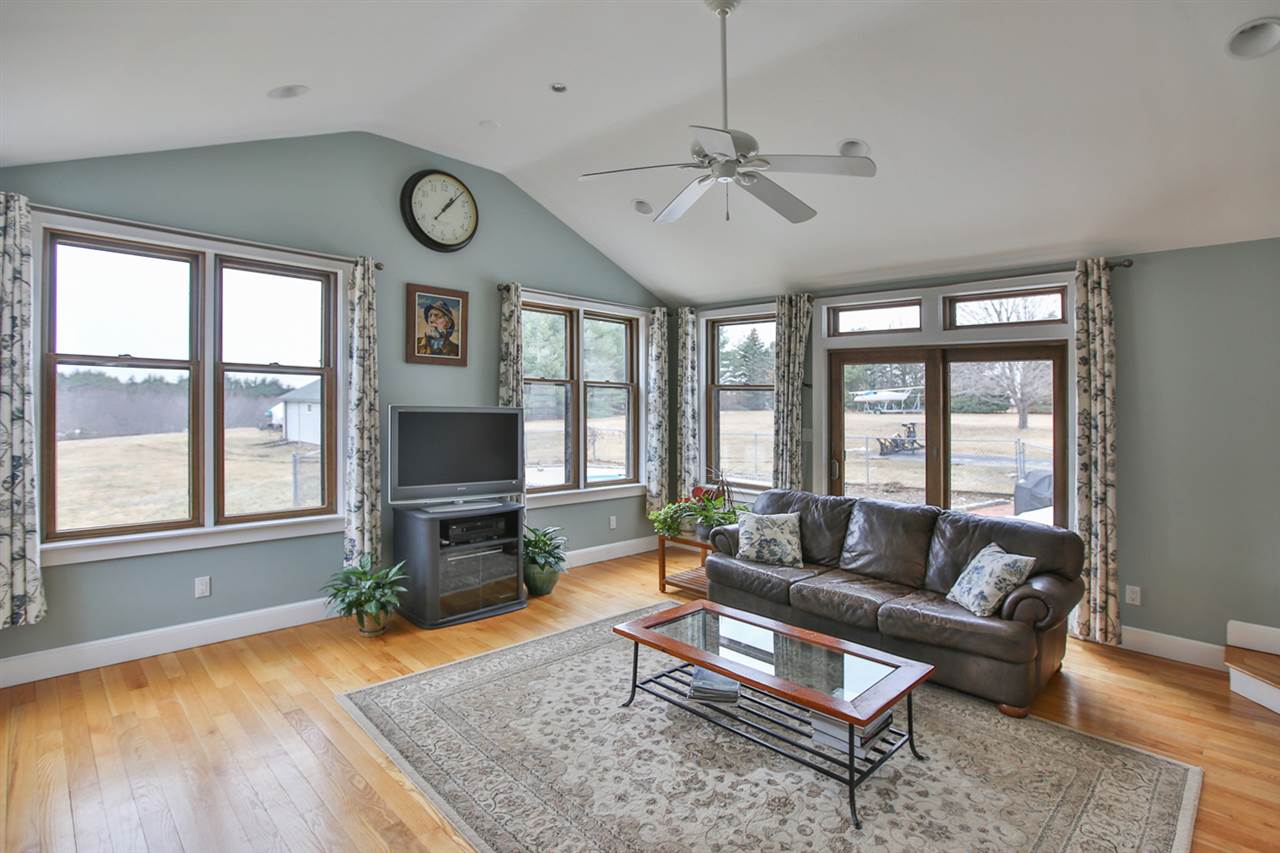 56 Winnicut Road North Hampton, NH 03862 - Photo 23 of 40