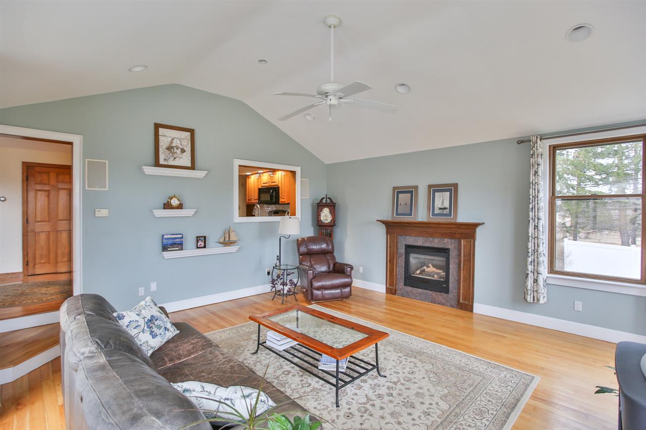 56 Winnicut Road North Hampton, NH 03862 - Photo 24 of 40