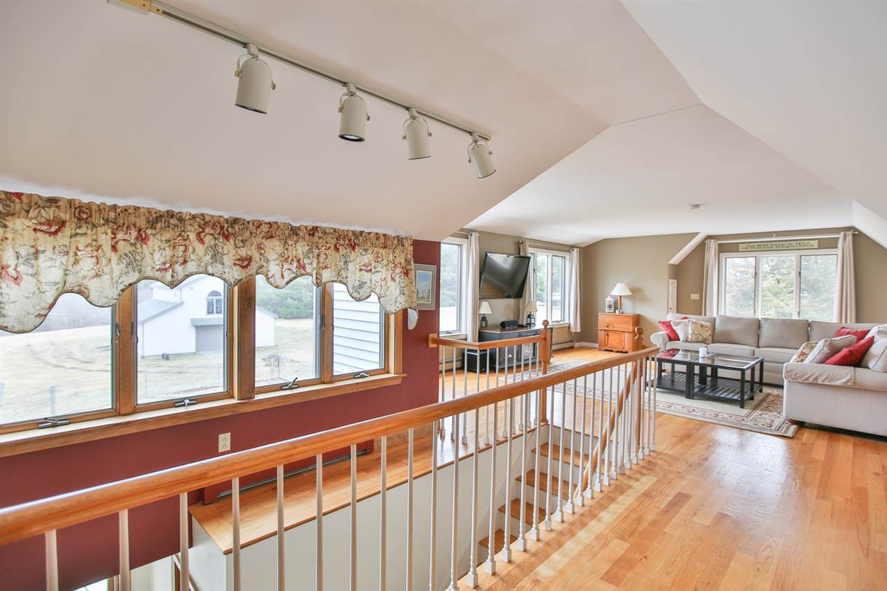 56 Winnicut Road North Hampton, NH 03862 - Photo 33 of 40