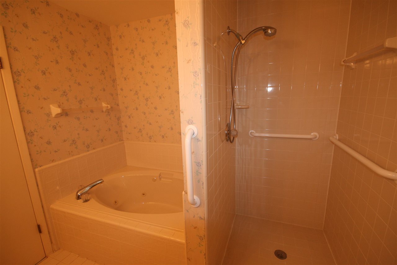 3255 Robinhood Road Tallahassee, FL 32312 - Photo 8 of 24 Gallery Image 8