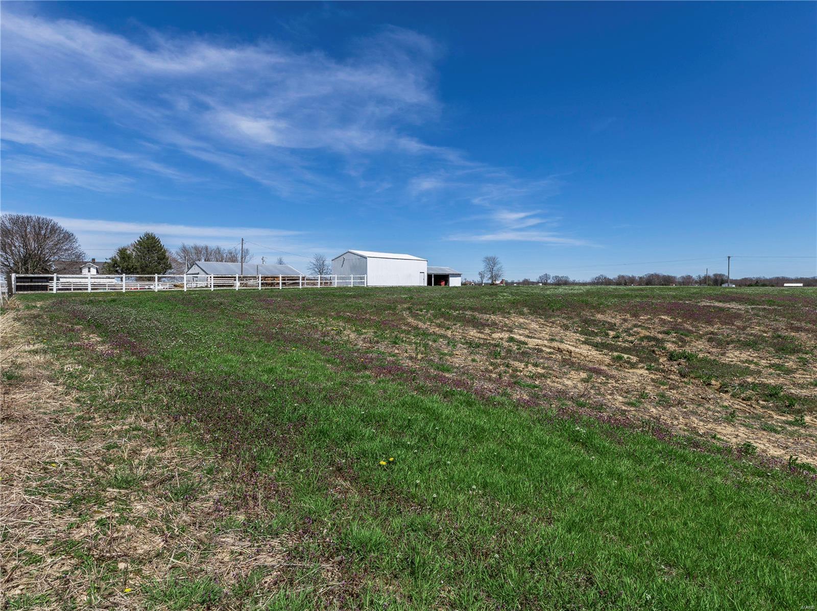 7525 Alhambra Road Alhambra, IL 62001 - Photo 14 of 36