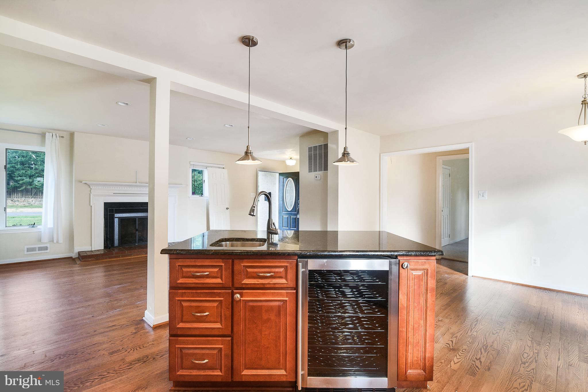 3200 North Glebe Road Arlington, VA 22207 - Photo 7 of 22 Kitchen