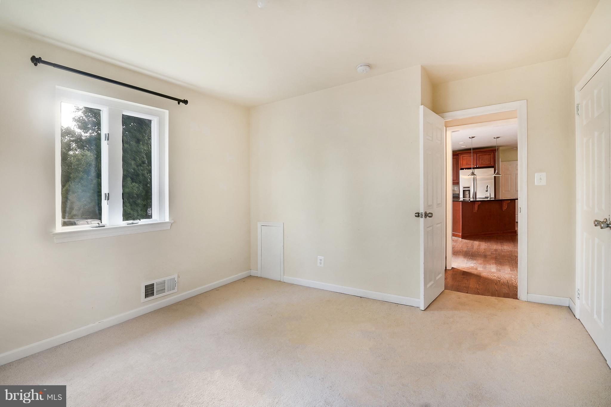 3200 North Glebe Road Arlington, VA 22207 - Photo 10 of 22 Bedroom