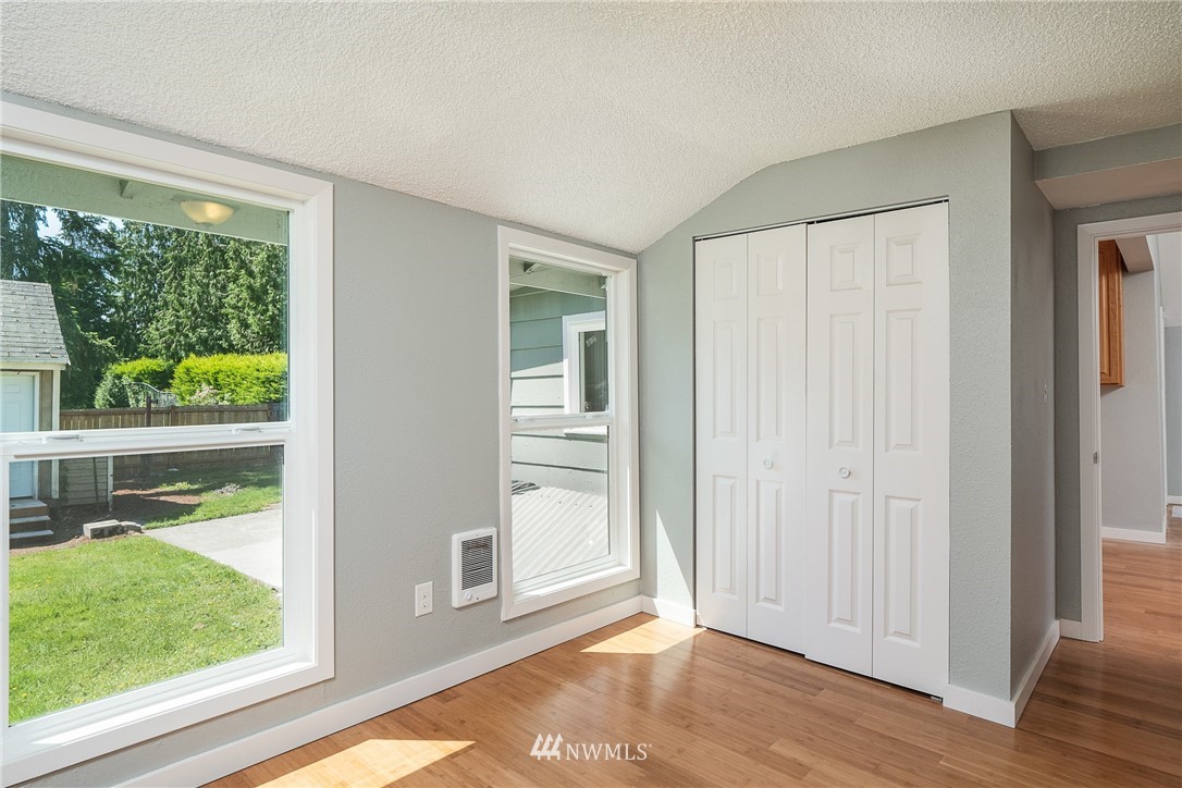 23226 Brier Road Brier, WA 98036 - Photo 14 of 23