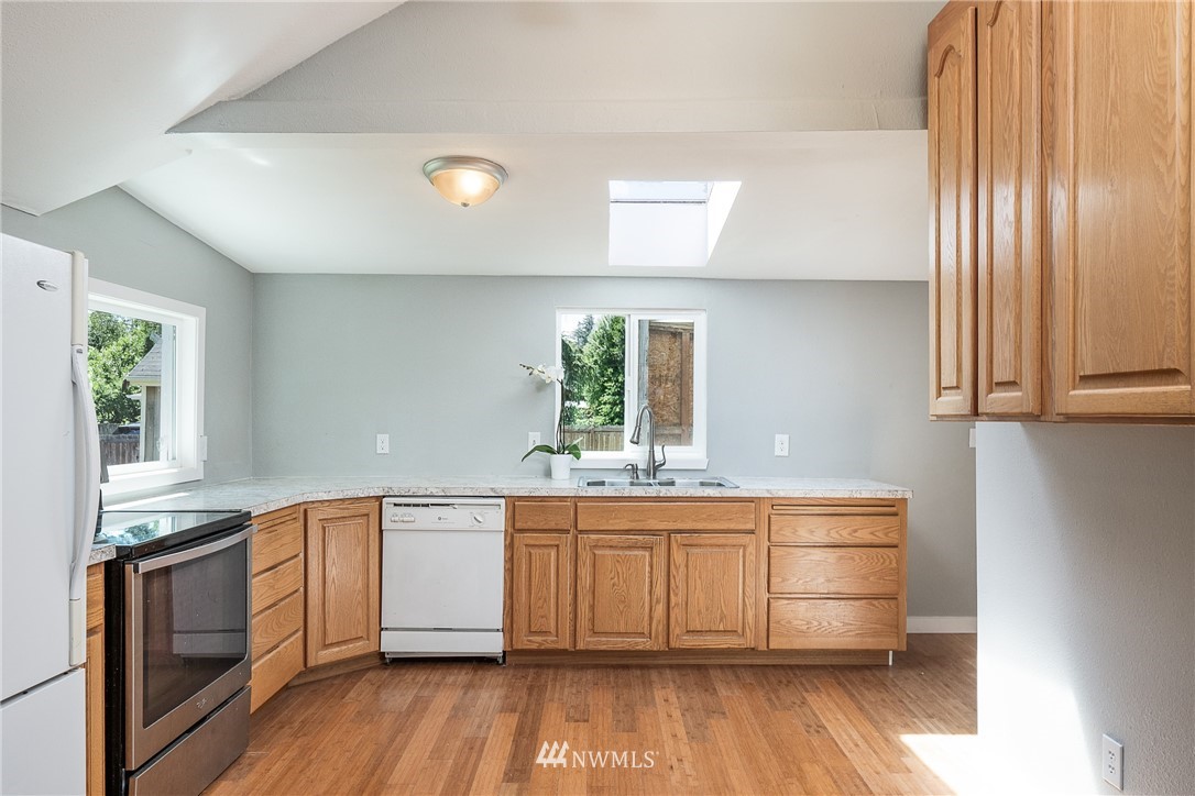 23226 Brier Road Brier, WA 98036 - Photo 5 of 23