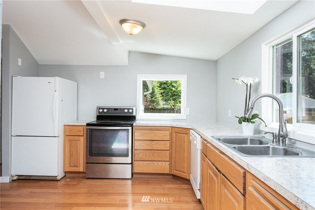 23226 Brier Road Brier, WA 98036 - Photo 6 of 23