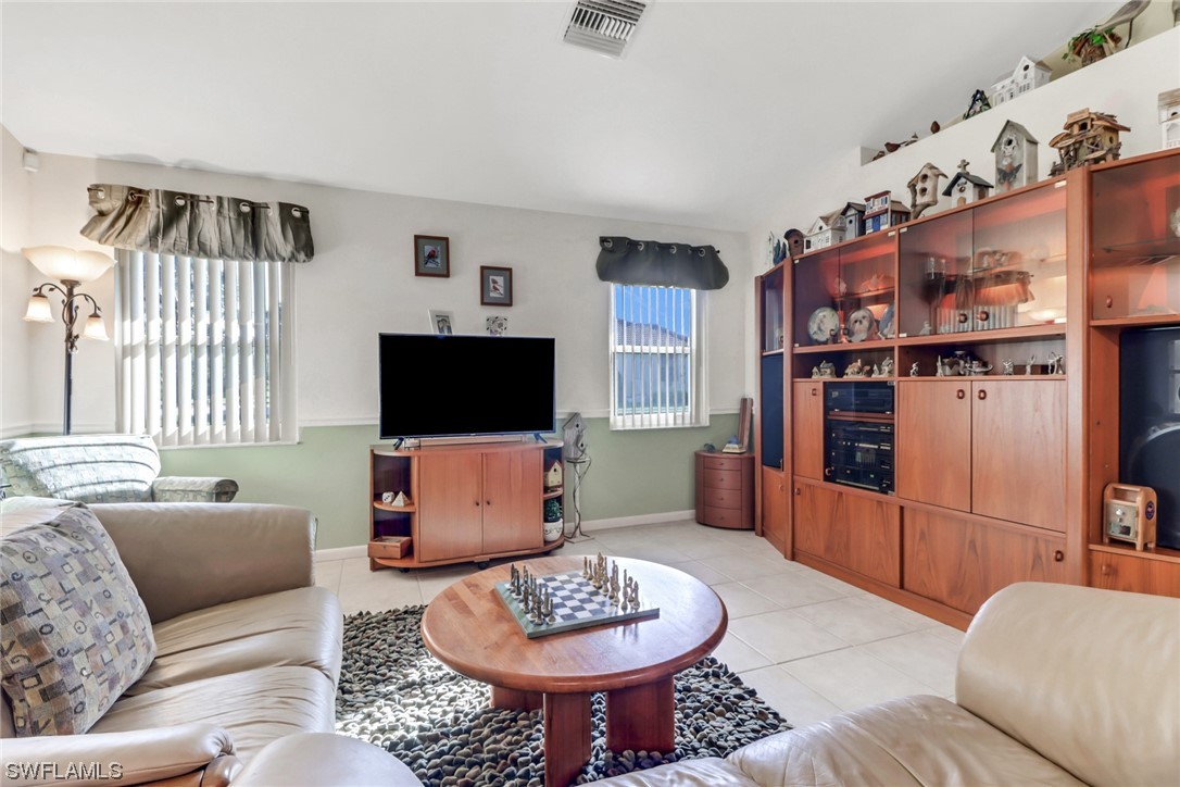 15550 Old Olga Road Alva, FL 33920 - Photo 11 of 47 Gallery Image 11