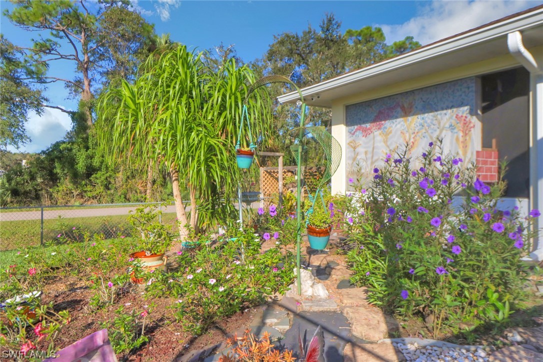 15550 Old Olga Road Alva, FL 33920 - Photo 36 of 47 Gallery Image 36