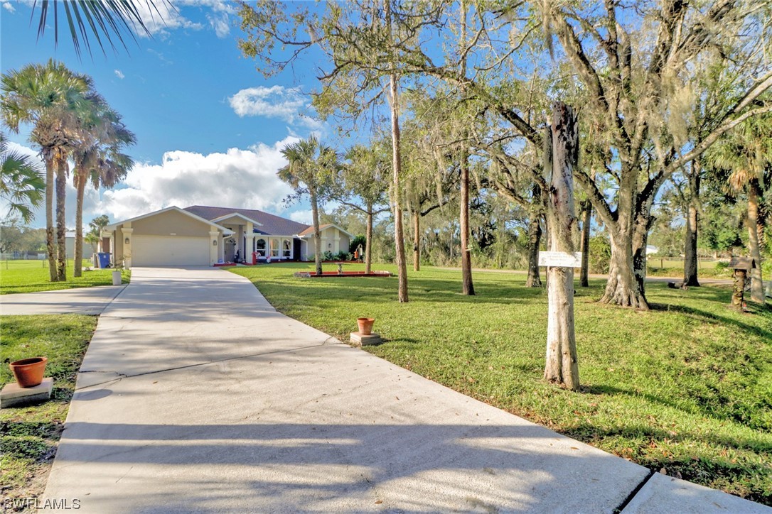15550 Old Olga Road Alva, FL 33920 - Photo 4 of 47 Gallery Image 4