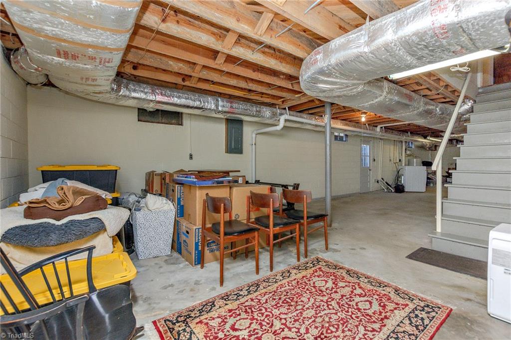 718 Longbow Road Winston-Salem, NC 27104 - Photo 37 of 46 Gallery Image 37