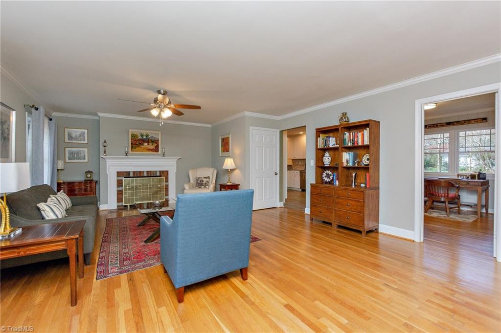 718 Longbow Road Winston-Salem, NC 27104 - Photo 6 of 46 Gallery Image 6