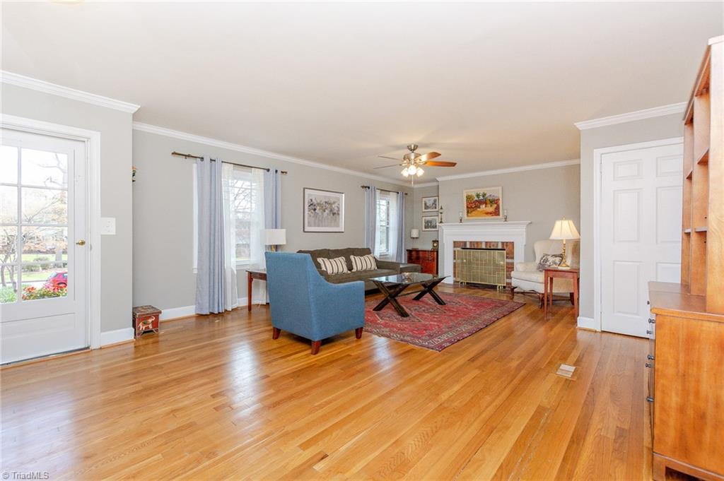 718 Longbow Road Winston-Salem, NC 27104 - Photo 9 of 46 Gallery Image 9