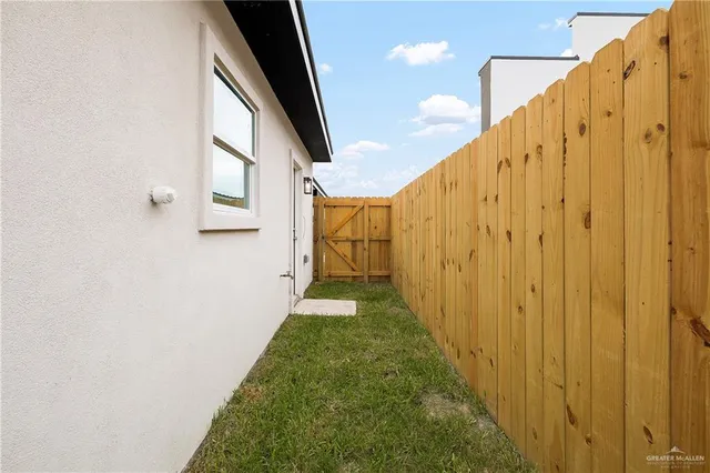 $1,175 | 2501 South Hillside Avenue, Unit 1, Edinburg, TX 78542