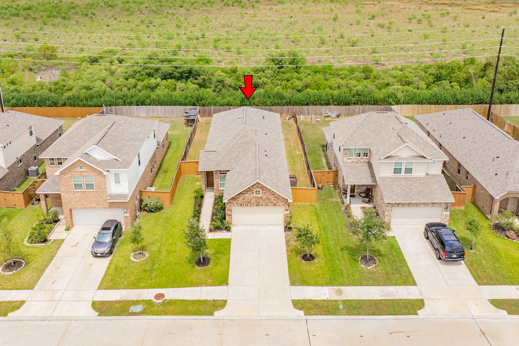 1301 Scarlet Mountain Drive Rosharon, TX 77583 - Photo 26 of 43 view of swimming pool with an outdoor space