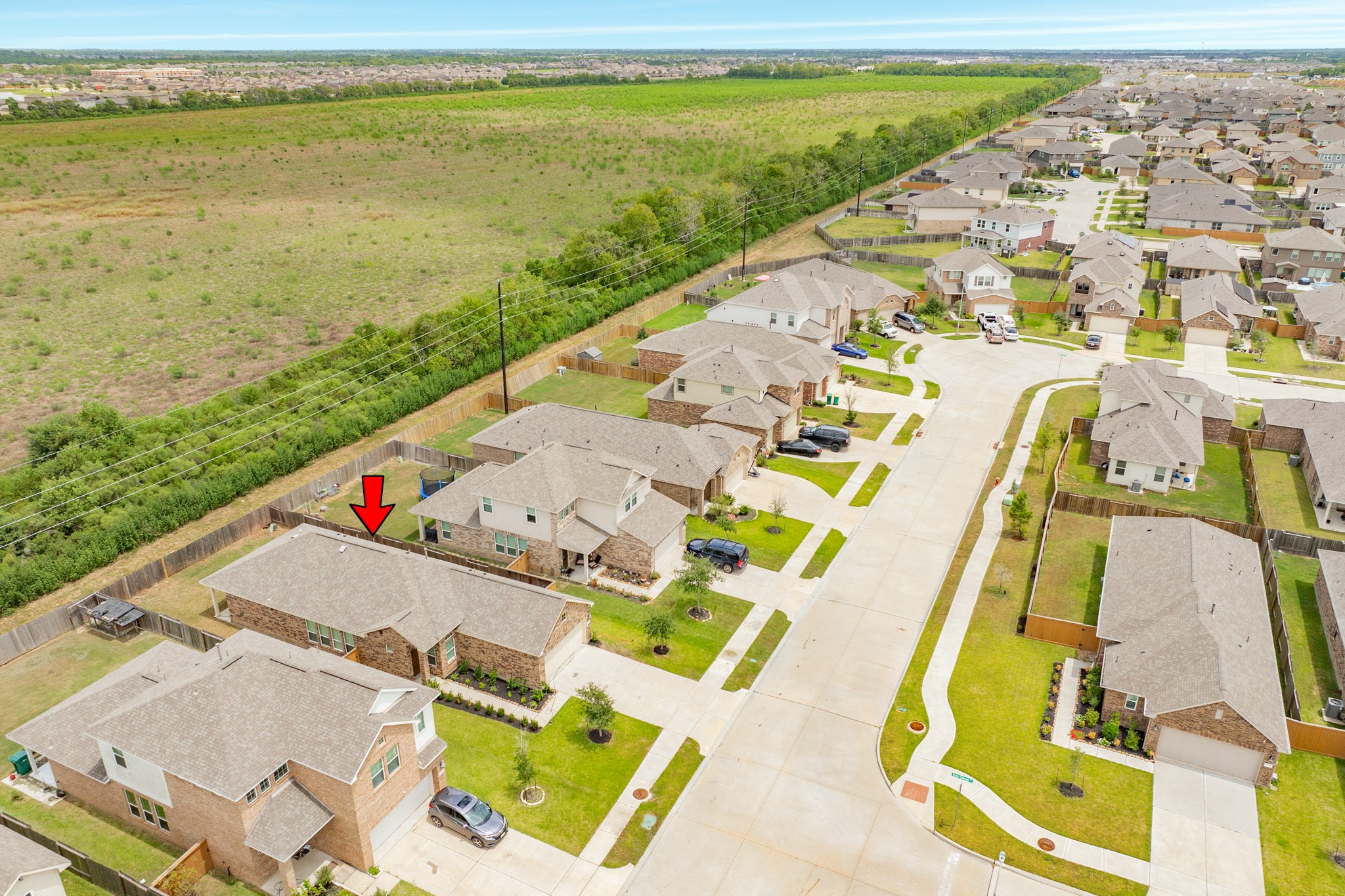 1301 Scarlet Mountain Drive Rosharon, TX 77583 - Photo 27 of 43 a view of an ocean and beach