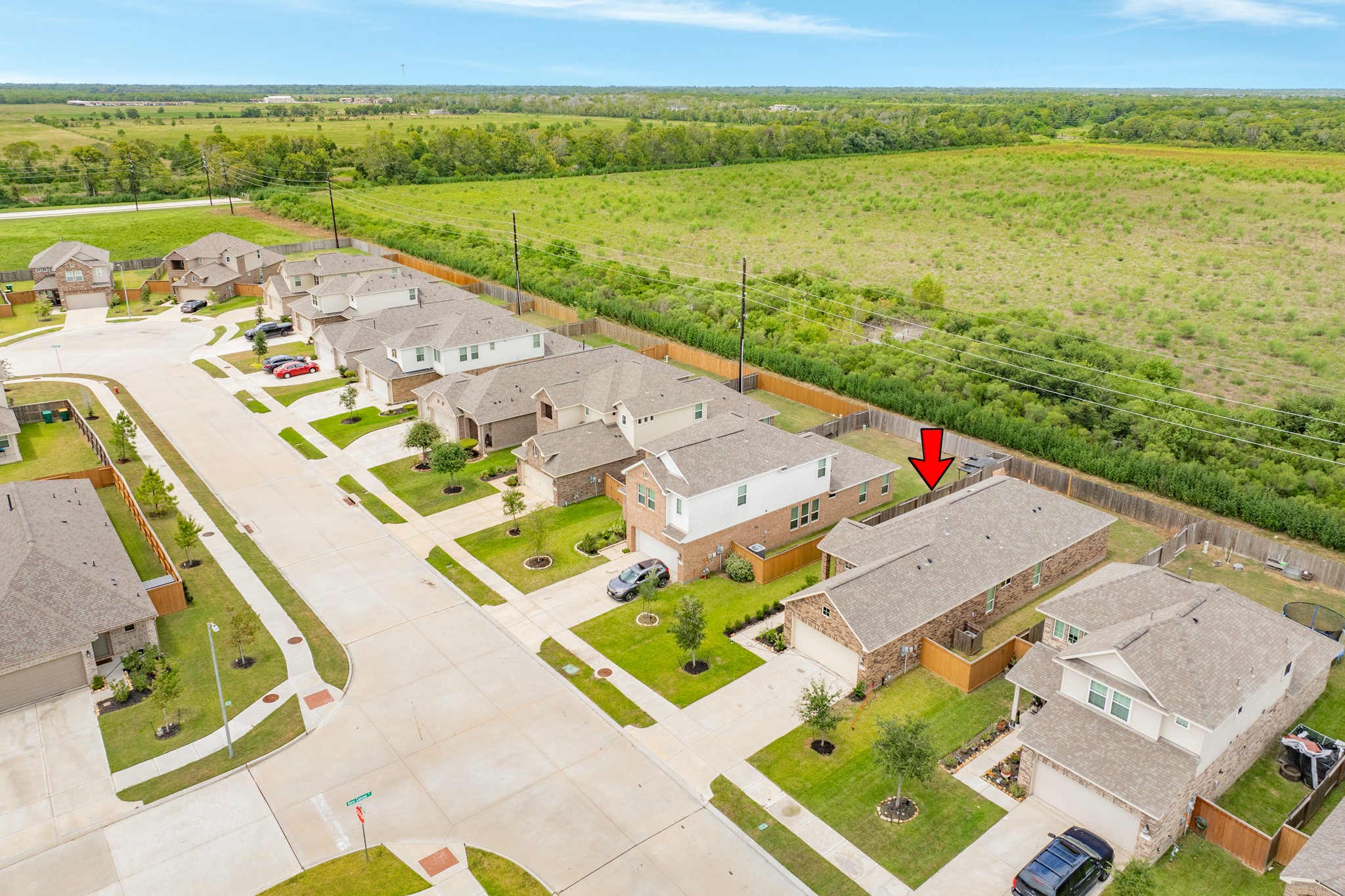 1301 Scarlet Mountain Drive Rosharon, TX 77583 - Photo 28 of 43 a view of an ocean from a balcony