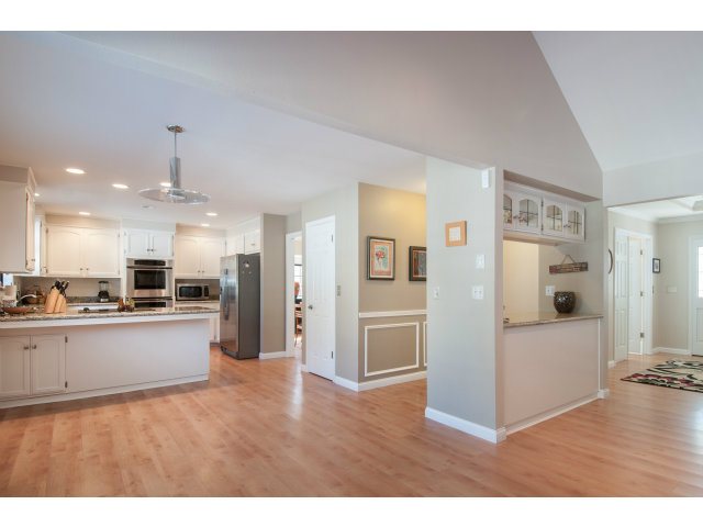 18418 Meadow Ridge Road Prunedale, CA 93907 - Photo 5 of 22 Gallery Image 5