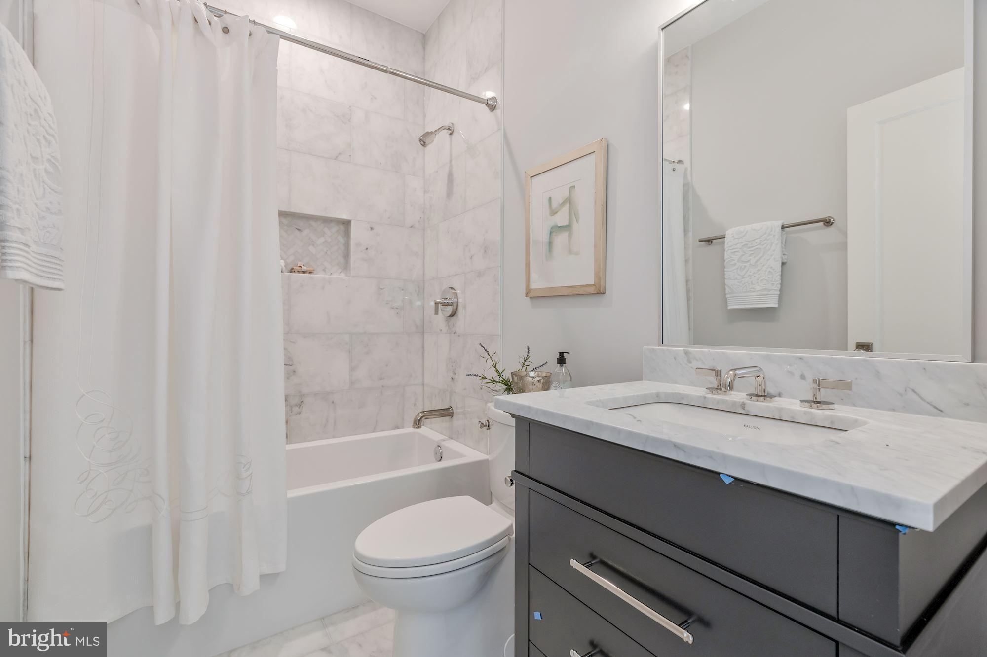 316 A Street Northeast Washington, DC 20002 - Photo 33 of 46 Bath 4