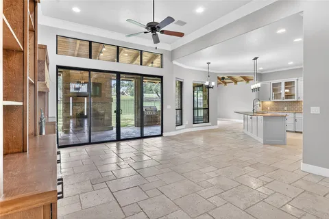 $875,000 | 101 Fox Fur, Horseshoe Bay, TX 78657
