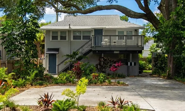 $1,535 | 3734 Burlington Avenue North, Unit 1, St. Petersburg, FL 33713