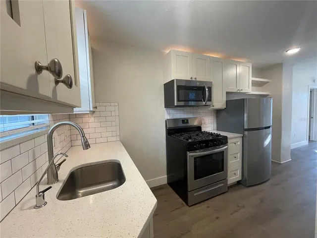 $1,535 | 3734 Burlington Avenue North, Unit 1, St. Petersburg, FL 33713