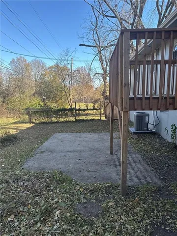 $1,600 | 218 Southwest 19 Street, Oak Grove, MO 64075