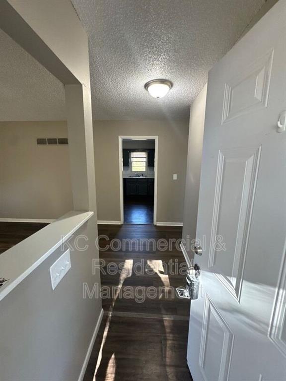 218 Southwest 19 Street Oak Grove, MO 64075 - Photo 4 of 12